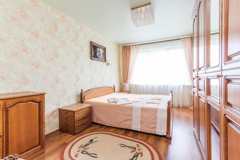3-комнатная квартира, Голубева ул. 3