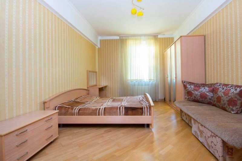 3-комнатная квартира, Городской Вал ул. 8