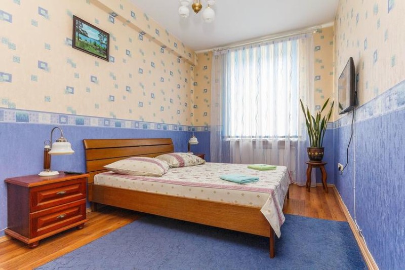 2-комнатная квартира, Независимости пр. 35