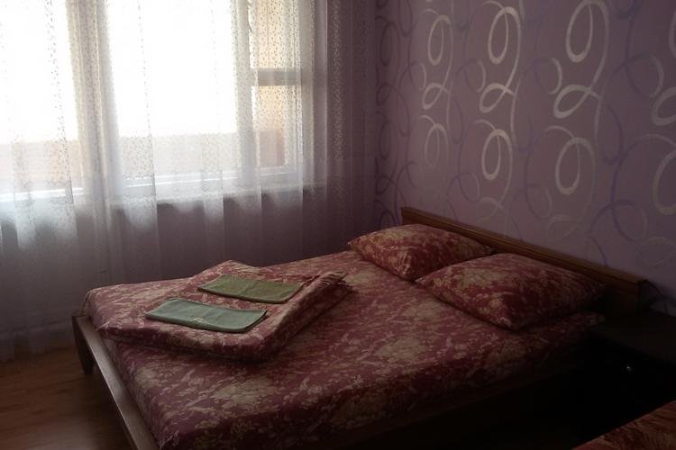 3-комнатная квартира, Советской Конституции ул. 29