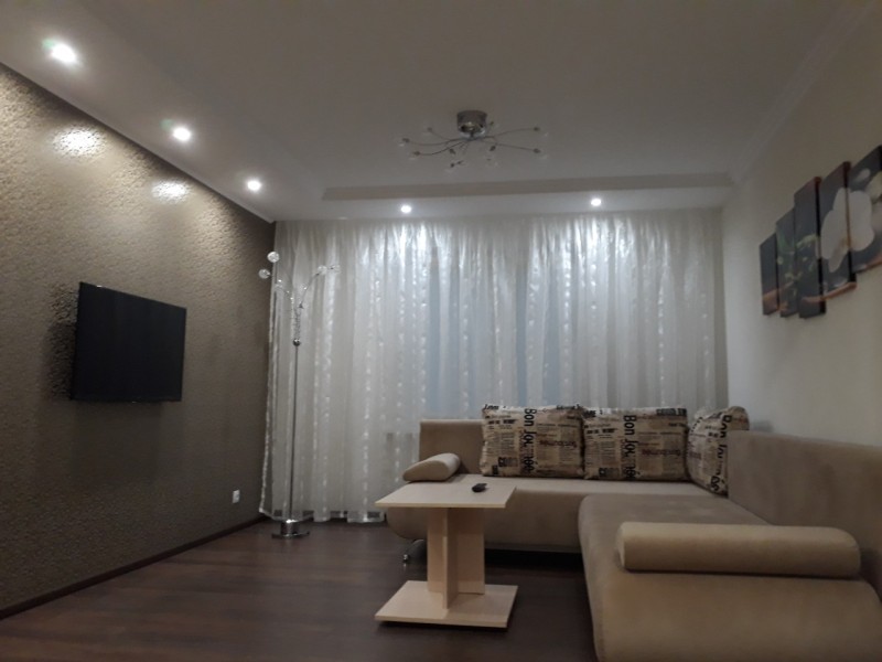 2-комнатная квартира, Угловой пер. 8