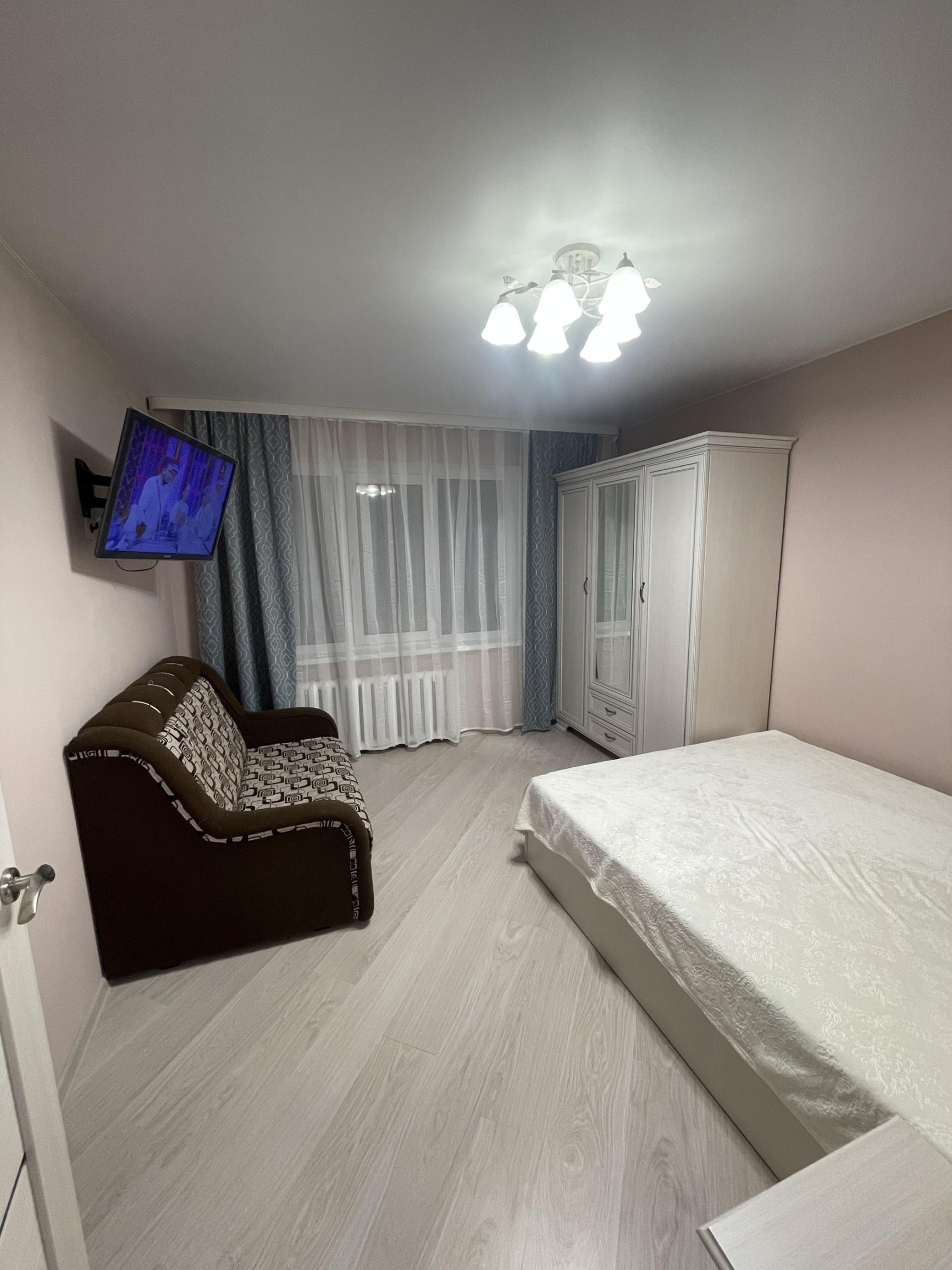 2-комнатная квартира, Пушкинский пр. 29
