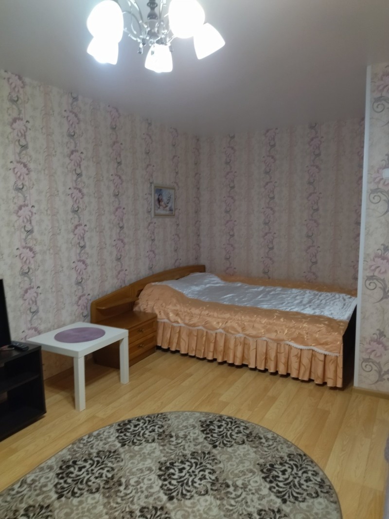 1-комнатная квартира, Ташкентская ул. 24