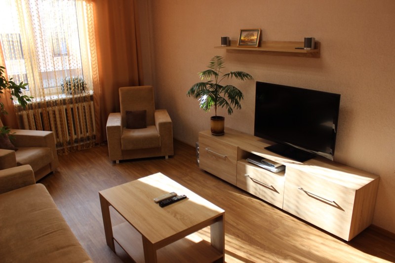 2-комнатная квартира, Комсомольская ул. 32
