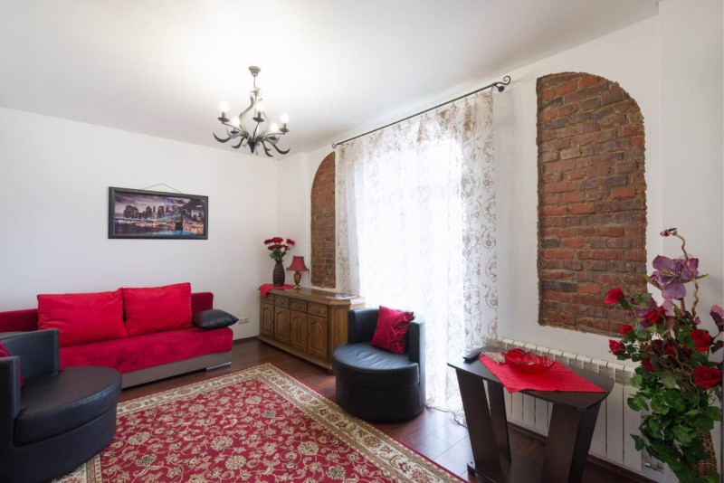 4-комнатная квартира, Независимости пр. 18