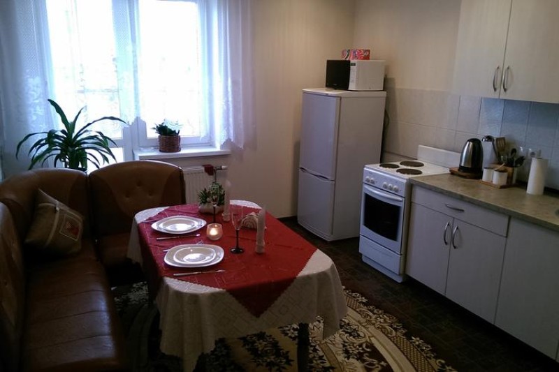 1-комнатная квартира, Поповича ул. 15