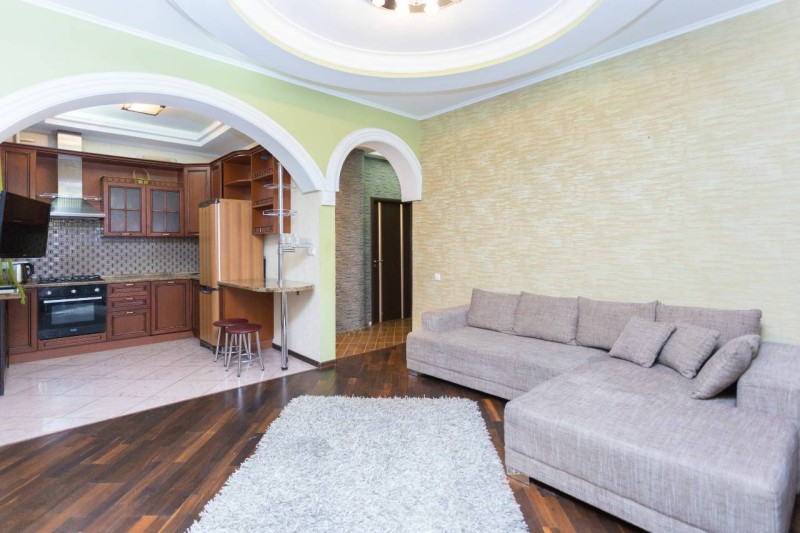 3-комнатная квартира, Свердлова ул. 32