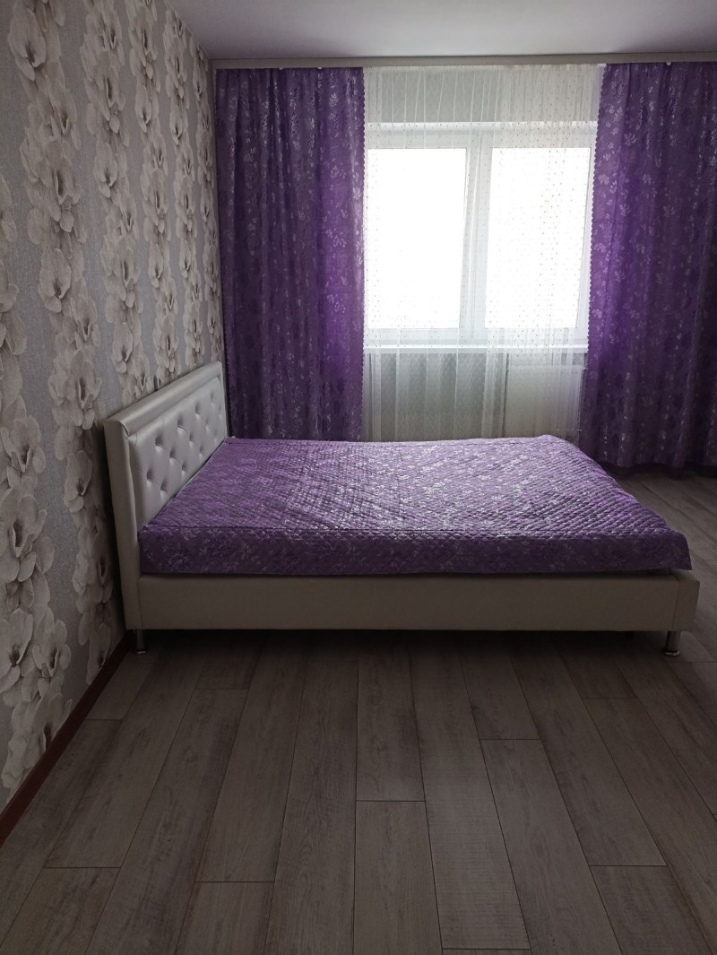 2-комнатная квартира, Гагарина Юрия ул. 28