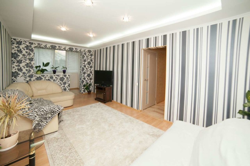 2-комнатная квартира, Шугаева ул. 17/1