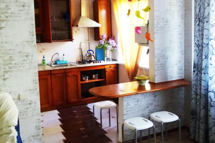 3 komnatnaya kvartira sedyh ul 60 zelenyj lug