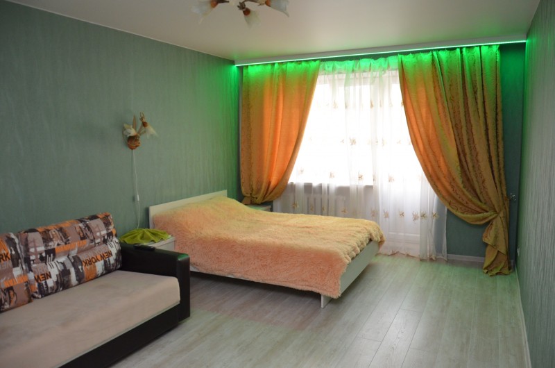 2-комнатная квартира, Машерова пр. 72