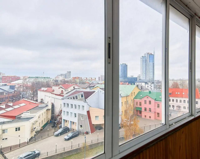 Фото 3: Квартира посуточно — Двухкомнатная квартира с видом на Раковское предместье на Немиге