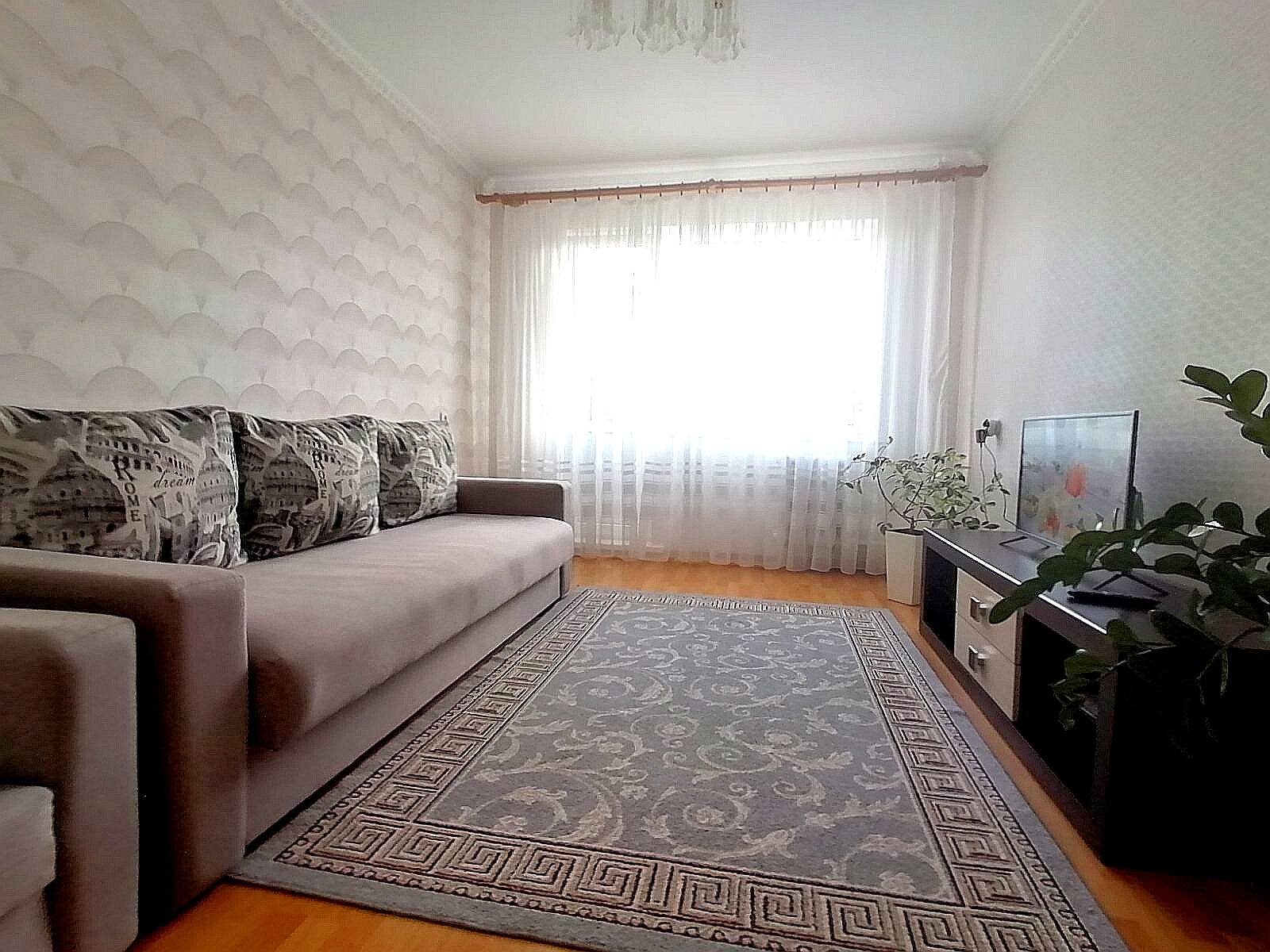 2-комнатная квартира, Суворова ул. 25
