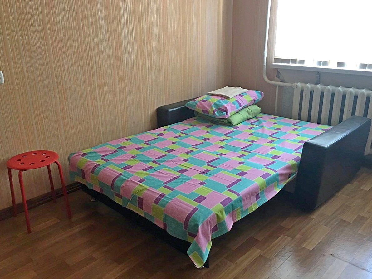 2-комнатная квартира, Орджоникидзе ул. 33